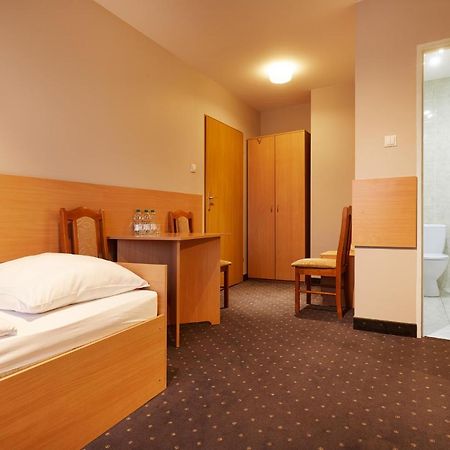 Hotel Wena Kielce Exterior photo